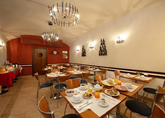 Hotel Priscilla 3*
